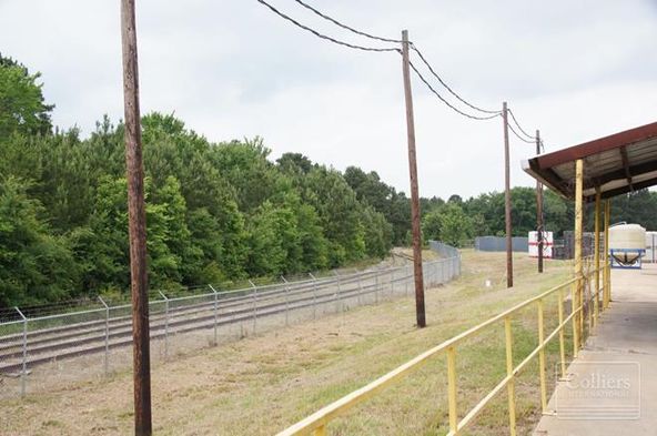 Industrial Complex : 11723-11243 Tx-19, Lovelady, TX 75851